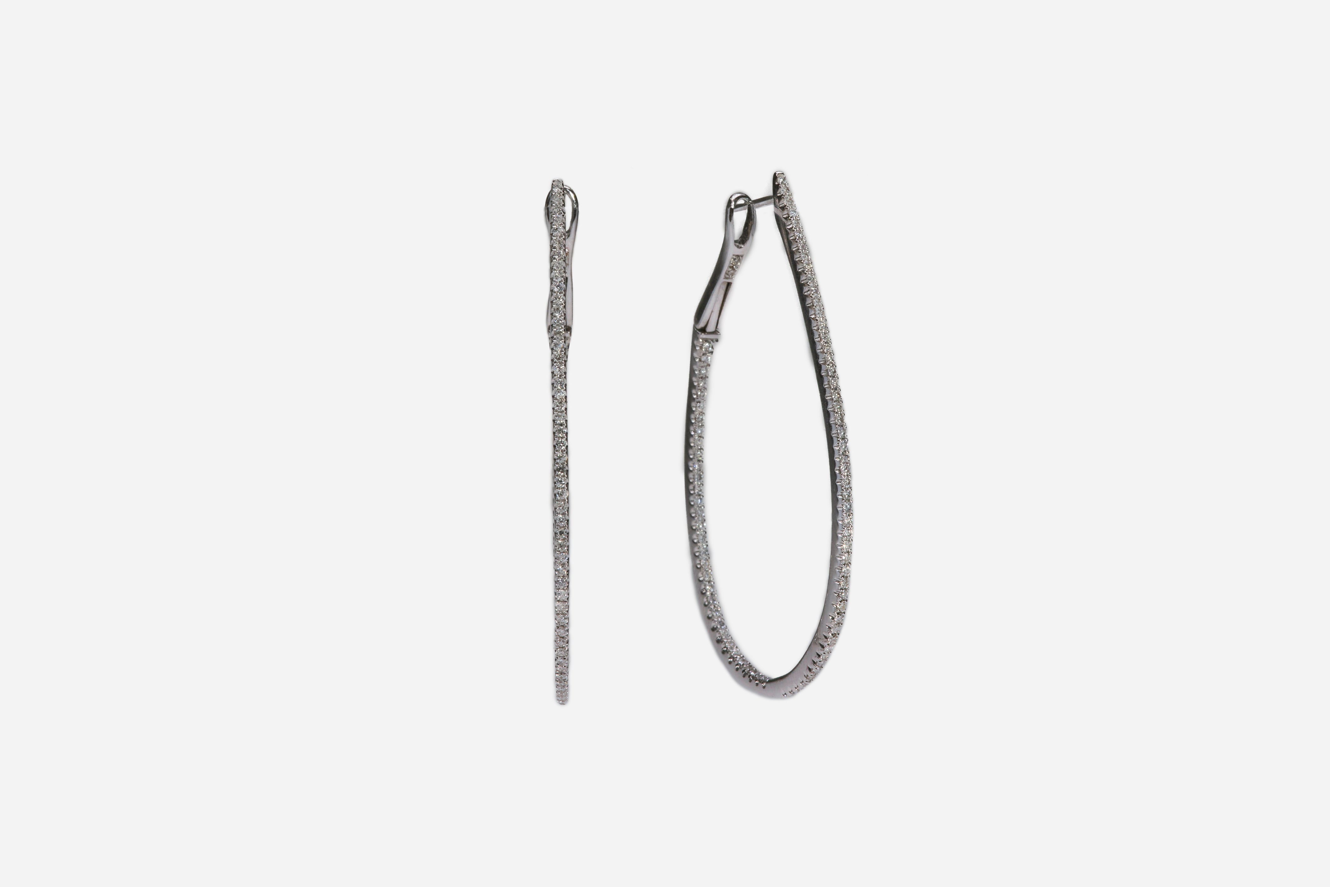 THE OVAL HOOP EARRINGS - Soleil Fine Jewelry